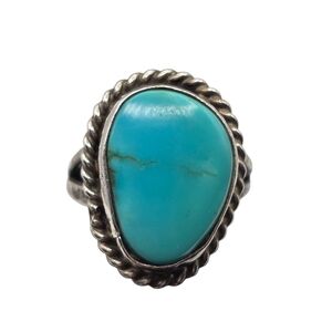 Vintage Artisan Turquoise Ring 7.5